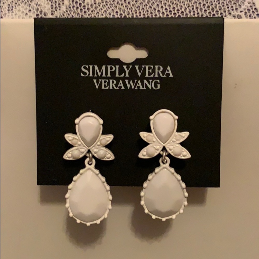 Simply Vera
